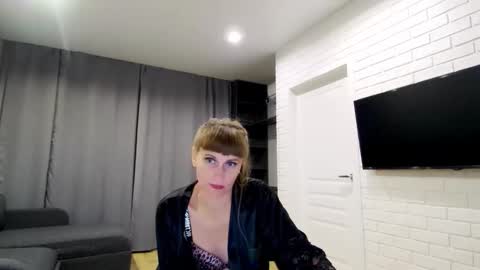 diana_meridor online show from September 2025 02:05:01 AM