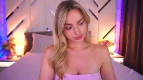 Snapshot of diana_nova chatting on July 2026 01:47:01 PM diana_nova online show from July 2026 01:47:01 PM