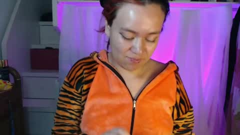 Snapshot of diana_smit_ chatting on January 2025 09:59:02 AM diana online show from January 2025 09:59:02 AM