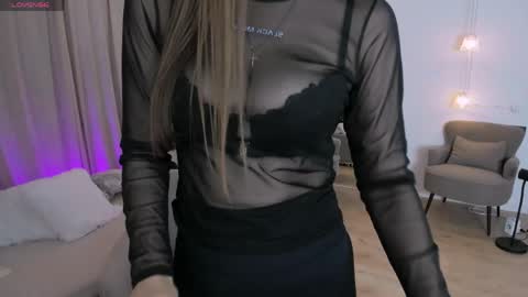 Snapshot of diana_soft chatting on April 2026 01:31:01 PM Diana online show from April 2026 01:31:01 PM