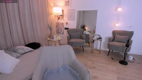 Snapshot of diana_soft chatting on April 2026 05:27:01 AM Diana online show from April 2026 05:27:01 AM