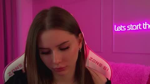 Diana online show from February 2026 07:51:02 PM