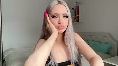 Diana  online show from June 2026 02:08:02 PM