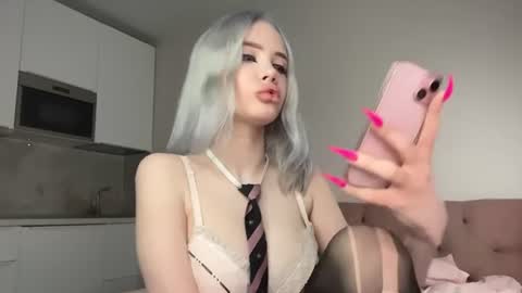 Diana  online show from June 2026 09:34:01 PM