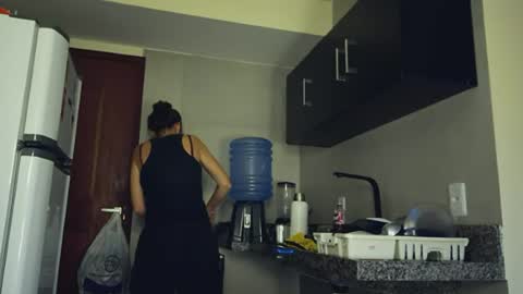dianalove34 online show from June 2026 07:33:01 PM