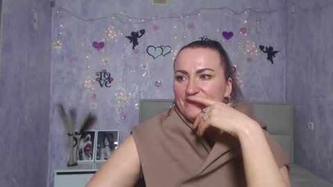 Diana online show from March 2025 04:22:02 PM