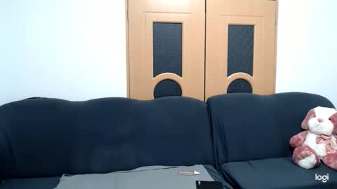 dianasmiey7 online show from March 2025 04:46:01 PM