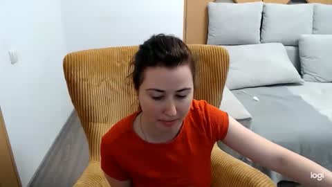 Snapshot of dianasmiey7 chatting on April 2026 12:19:02 PM dianasmiey7 online show from April 2026 12:19:02 PM