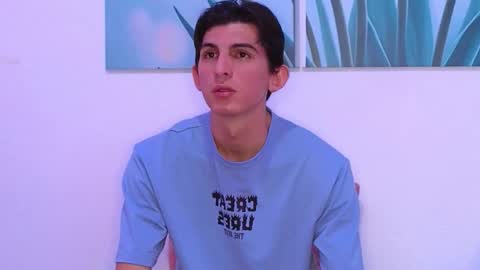 Snapshot of dianayleo chatting on March 2026 04:03:02 PM Ana Leo online show from March 2026 04:03:02 PM