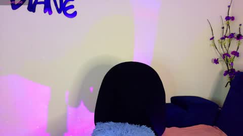 DIANE online show from February 2025 01:42:01 PM