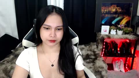 Snapshot of diane_intownx chatting on January 2025 05:52:02 PM Diane online show from January 2025 05:52:02 PM