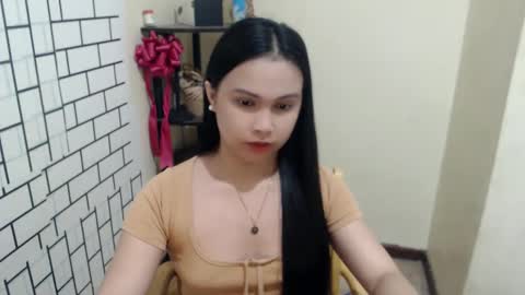 Snapshot of diane_intownx chatting on February 2025 01:44:01 PM Diane online show from February 2025 01:44:01 PM