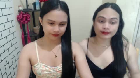 Snapshot of diane_intownx chatting on February 2025 12:49:02 PM Diane online show from February 2025 12:49:02 PM