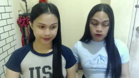 Snapshot of diane_intownx chatting on March 2025 06:01:02 PM Diane online show from March 2025 06:01:02 PM