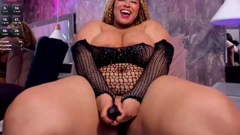 Snapshot of diane_melo chatting on October 2025 03:43:02 AM DIANE online show from October 2025 03:43:02 AM