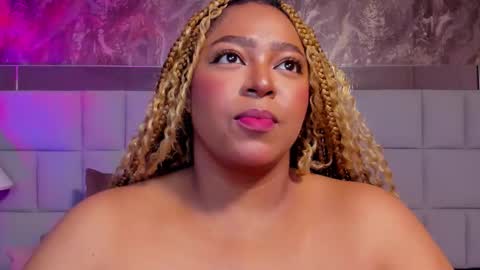 Snapshot of diane_melo chatting on November 2025 03:27:01 AM DIANE online show from November 2025 03:27:01 AM