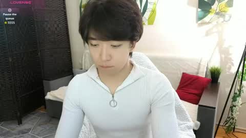 Snapshot of dianinav chatting on April 2026 07:07:01 AM Adam online show from April 2026 07:07:01 AM