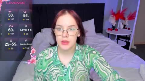 Dianne online show from December 2024 02:53:01 AM