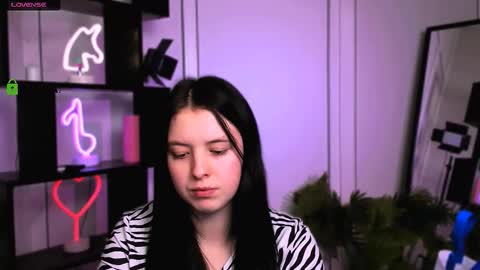 diara ti online show from December 2025 07:19:02 PM