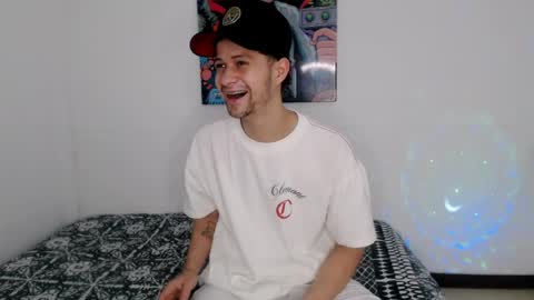Snapshot of dick_boy_18 chatting on April 2026 04:55:01 PM dick_boy_18 online show from April 2026 04:55:01 PM