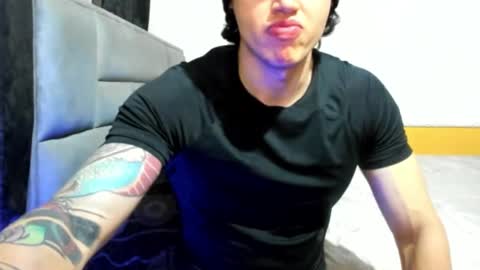 jhon online show from February 2025 11:14:02 PM