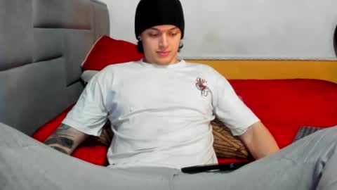 jhon online show from September 2025 06:53:02 PM