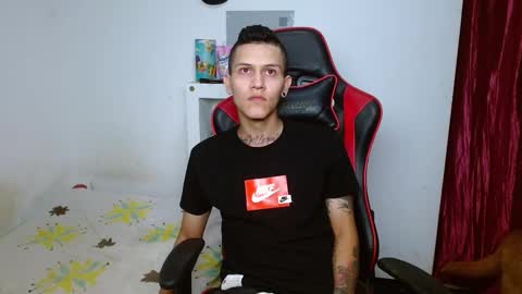 Snapshot of dick_monster23cm chatting on December 2024 12:21:02 AM dick_monster23cm online show from December 2024 12:21:02 AM