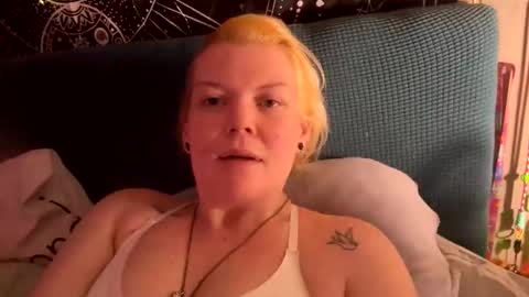 Snapshot of dickeddownsouth chatting on March 2026 03:56:01 AM Beau online show from March 2026 03:56:01 AM