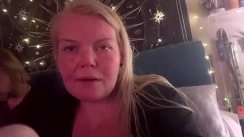 Snapshot of dickeddownsouth chatting on March 2026 08:09:01 AM Beau online show from March 2026 08:09:01 AM