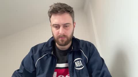 Im Julian  all cum shot videos here    online show from March 2025 04:10:01 PM