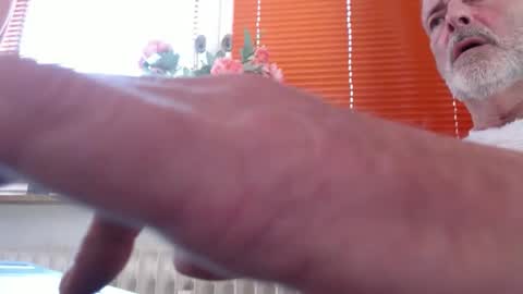 Snapshot of didiegal1 chatting on April 2026 07:20:01 AM squirtcock online show from April 2026 07:20:01 AM