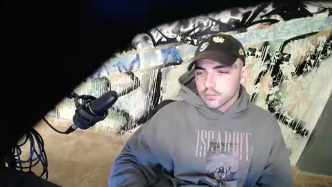 Snapshot of didismurf02 chatting on November 2025 11:32:01 PM didismurf02 online show from November 2025 11:32:01 PM