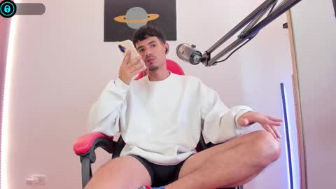 Diego lat online show from September 2025 08:30:02 PM