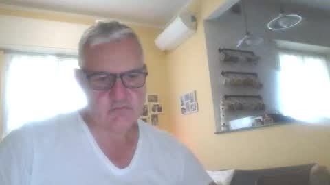 Snapshot of diego_riv71 chatting on October 2025 02:51:02 PM Diego ITA 71 online show from October 2025 02:51:02 PM