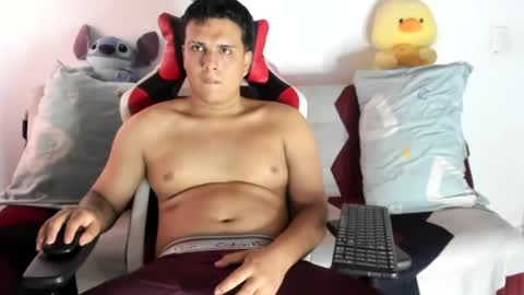 Snapshot of diegodelgado200521 chatting on June 2026 02:48:02 PM alexerdiego online show from June 2026 02:48:02 PM