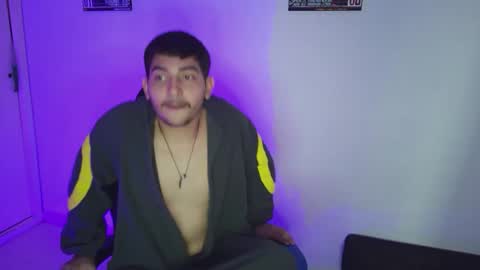 Snapshot of diegorogue_ chatting on October 2025 11:28:02 PM Diego rogue online show from October 2025 11:28:02 PM