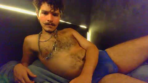 diemond_latinx98 online show from February 2026 05:36:02 AM