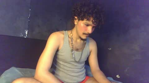 diemond_latinx98 online show from April 2026 11:47:01 AM