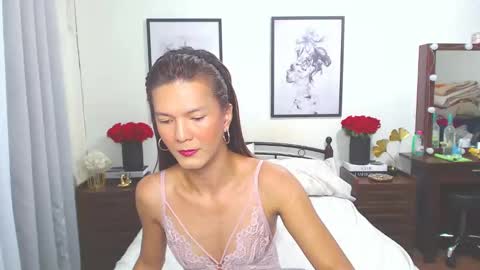 Dennesse online show from January 2025 12:30:01 AM