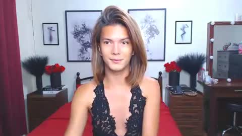 Dennesse online show from October 2025 05:28:01 AM