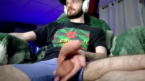 digbicknik online show from October 2025 01:37:02 AM