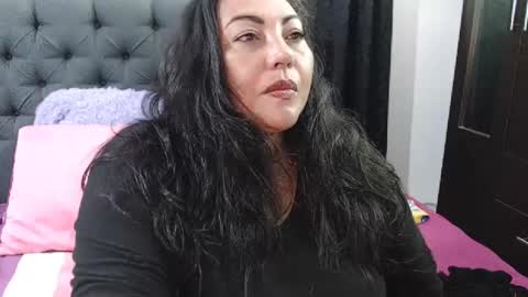 Mariana online show from March 2025 05:07:01 AM