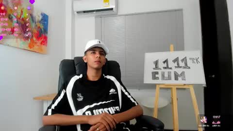 Snapshot of dikey_18 chatting on February 2025 05:28:02 AM dikey_18 online show from February 2025 05:28:02 AM