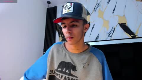 Snapshot of dikey_18 chatting on February 2025 08:34:01 PM dikey_18 online show from February 2025 08:34:01 PM