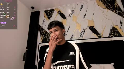 Snapshot of dikey_18 chatting on February 2025 08:33:01 PM dikey_18 online show from February 2025 08:33:01 PM