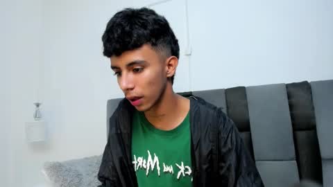 Snapshot of dikey_18 chatting on February 2025 03:04:01 AM dikey_18 online show from February 2025 03:04:01 AM