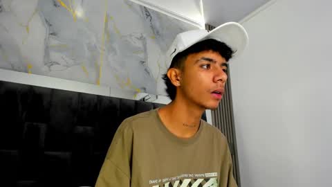 Snapshot of dikey_18 chatting on March 2025 08:48:01 PM dikey_18 online show from March 2025 08:48:01 PM