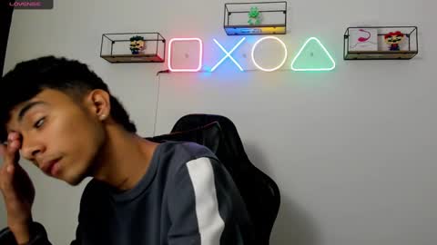 Snapshot of dikey_18 chatting on March 2025 05:29:02 AM dikey_18 online show from March 2025 05:29:02 AM