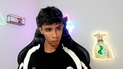 Snapshot of dikey_18 chatting on March 2025 05:49:02 AM dikey_18 online show from March 2025 05:49:02 AM