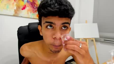 Snapshot of dikey_18 chatting on March 2025 11:48:01 PM dikey_18 online show from March 2025 11:48:01 PM